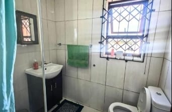 2 Bedroom Property for Sale in Amalinda Eastern Cape